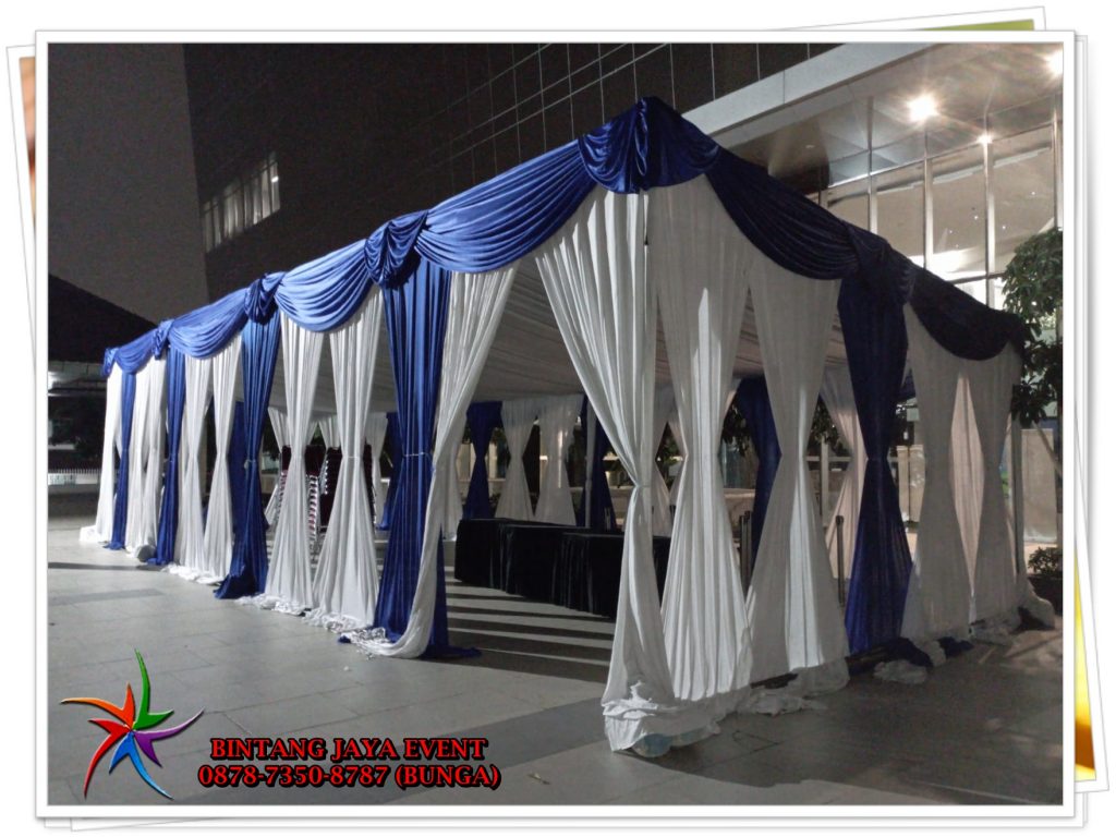 Sewa Tenda Plafon Dekorasi Poni Tirai Biru Putih