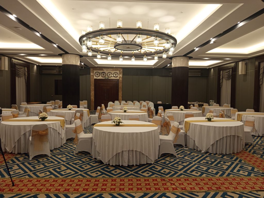 Rental Round Table Dan Kursi Futura Cikini Jakarta