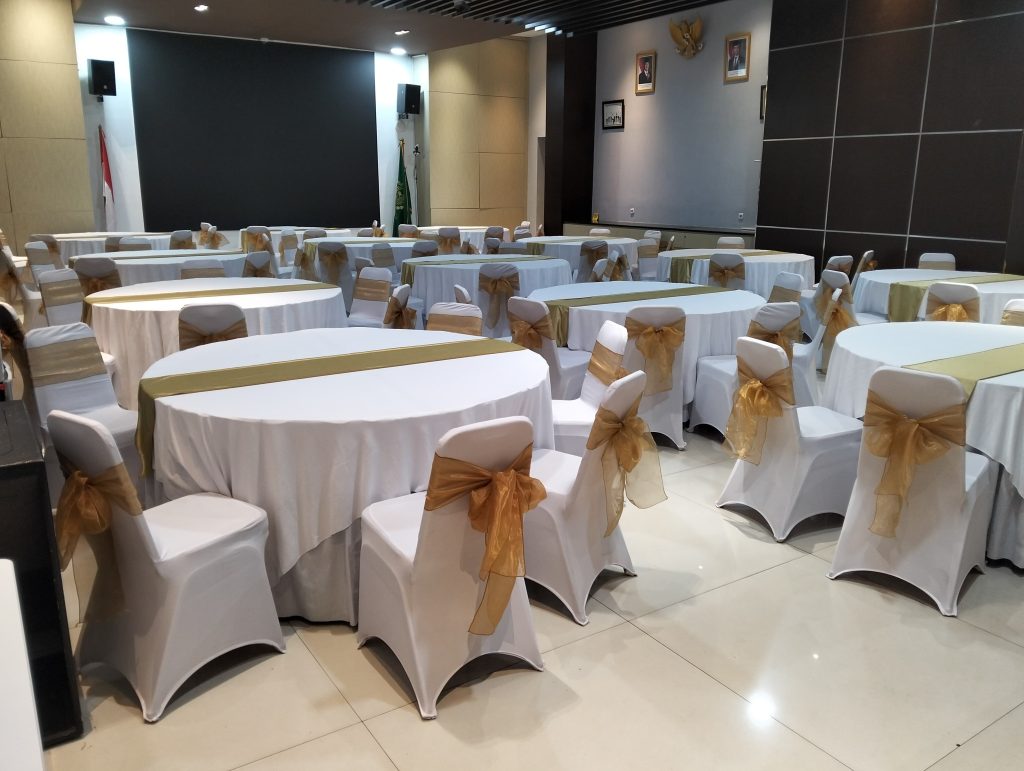 Rental Round Table Dan Kursi Futura Cikini Jakarta