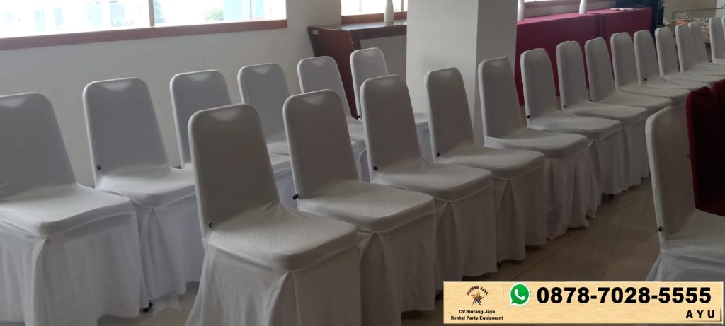 Pusat Sewa Kursi Dan Meja IBM Cover Putih Di Jabodetabek