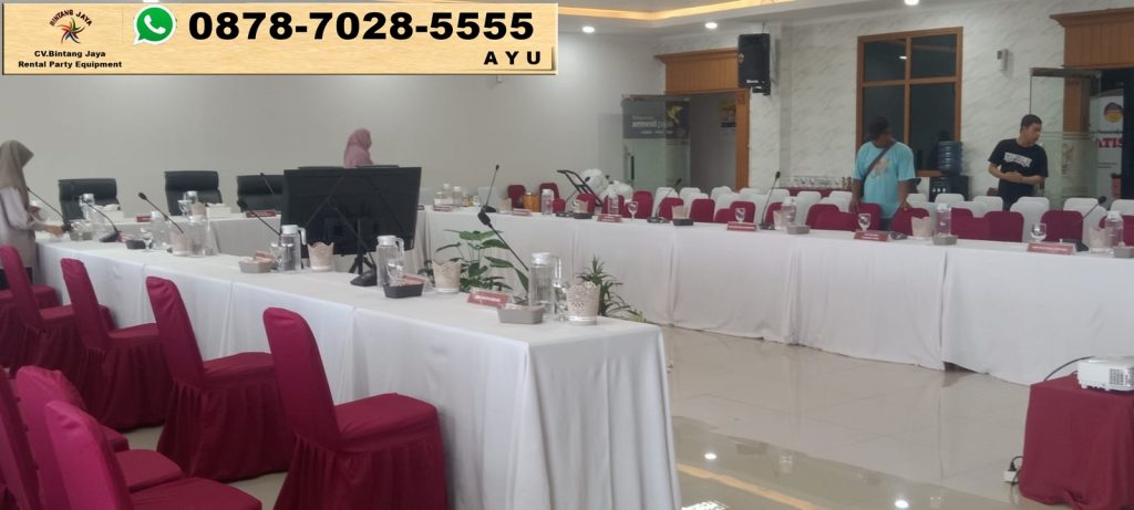 Pusat Sewa Kursi Dan Meja IBM Cover Putih Di Jabodetabek