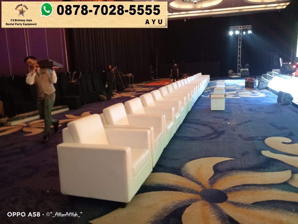 Rental Sofa Qline Puff dan Barstool Jakarta