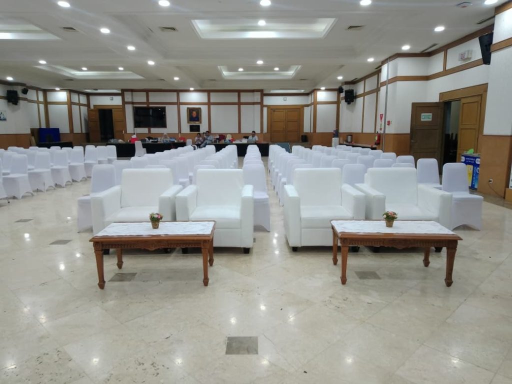Rental Sofa Double Dan Single Type Minimalis Putih Jakarta