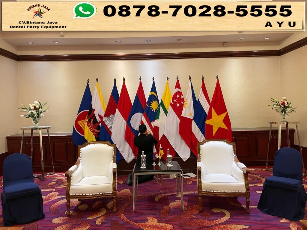 Sewa Kursi VIP Type Loui Dan Meja Sudut Jakarta