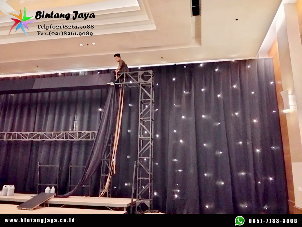 Sewa Tirai Hitam Lampu Starlight Murah Jakarta, Tampilan Event Lebih Dramatis